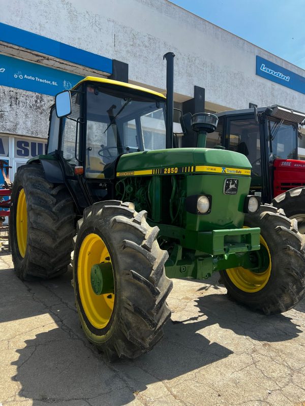 JOHN DEERE 2850 - Imagen 4