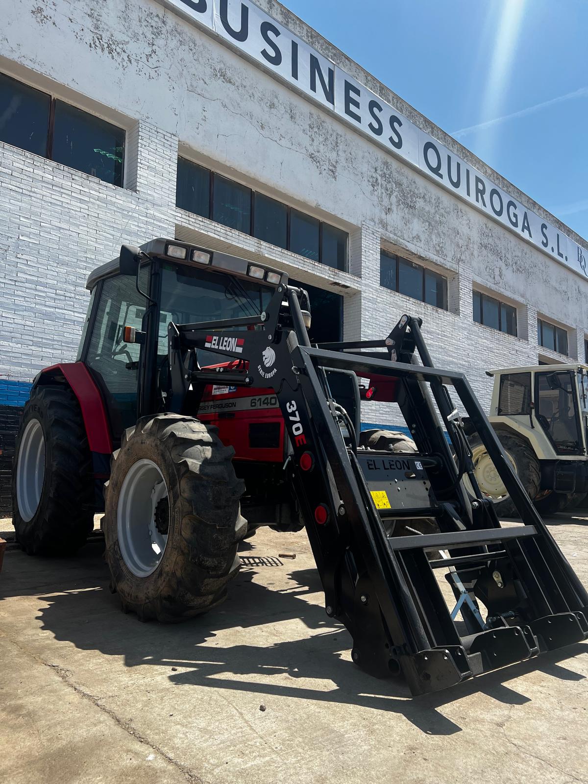 MASSEY FERGUSON 6140 - Imagen 12