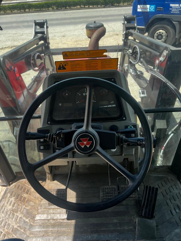 MASSEY FERGUSON 6140 - Imagen 4