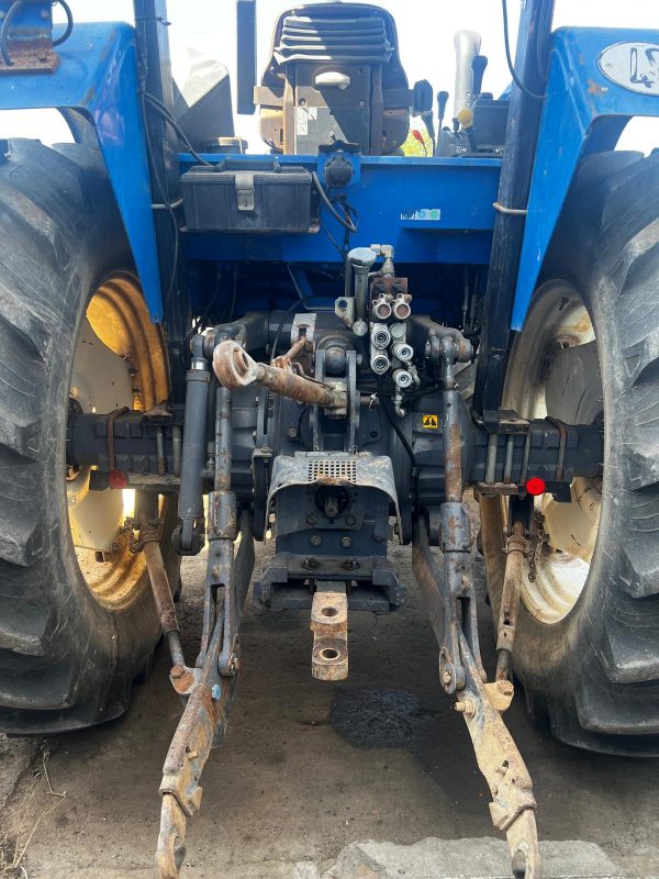NEW HOLLAND TS90 - Imagen 6