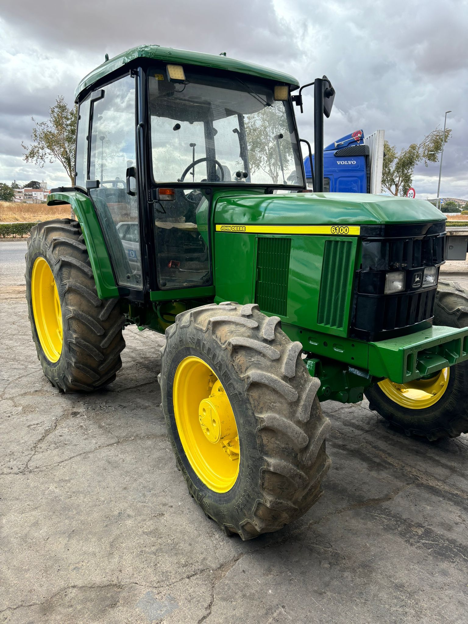 JOHN DEERE 6100 DT - Imagen 5